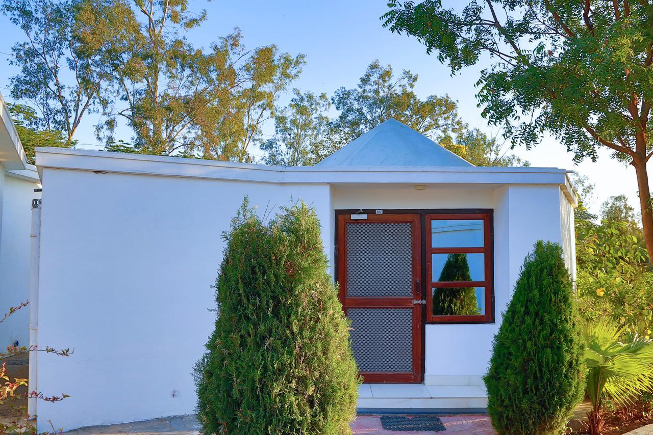 Gulmohar Sariska Resort Bairāt Exterior photo