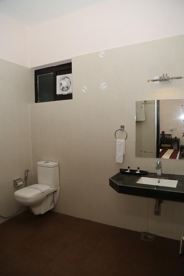 Gulmohar Sariska Resort Bairāt Exterior photo